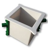 04.19.08 - Re-usable concrete cube mold (testing)